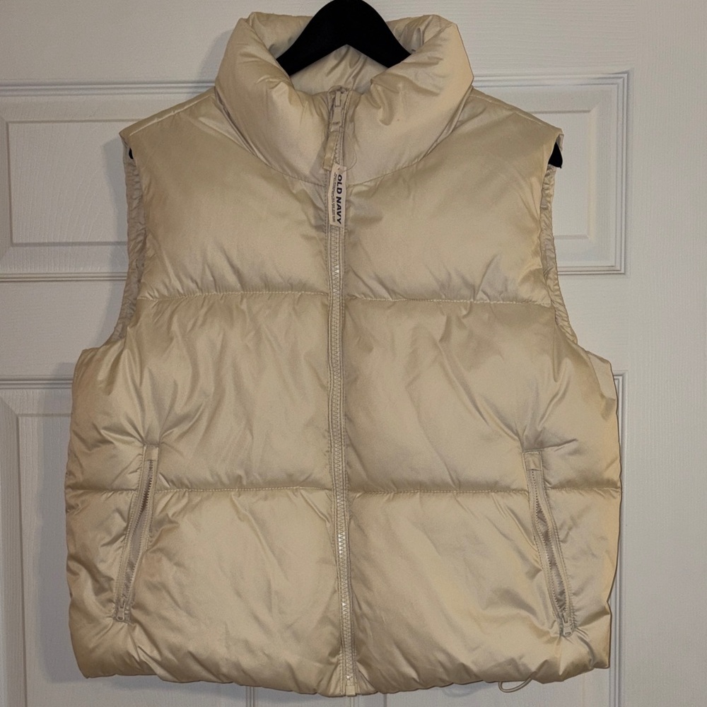 NWT Old Navy Puffer Vest